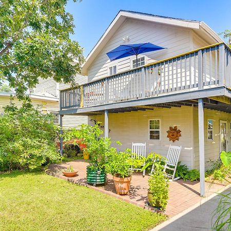 Cozy Galveston Apartment With Private Beach Pass! Eksteriør billede