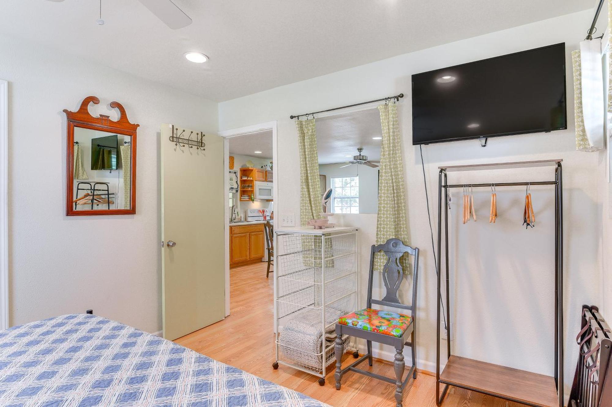 Cozy Galveston Apartment With Private Beach Pass! Eksteriør billede